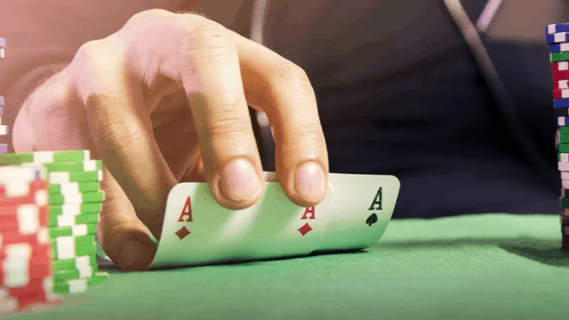 Các thuật ngữ cơ bản trong trò chơi Xì Tố